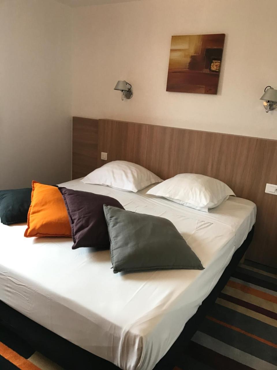 Kyriad Direct Agen Castelculier Dış mekan fotoğraf