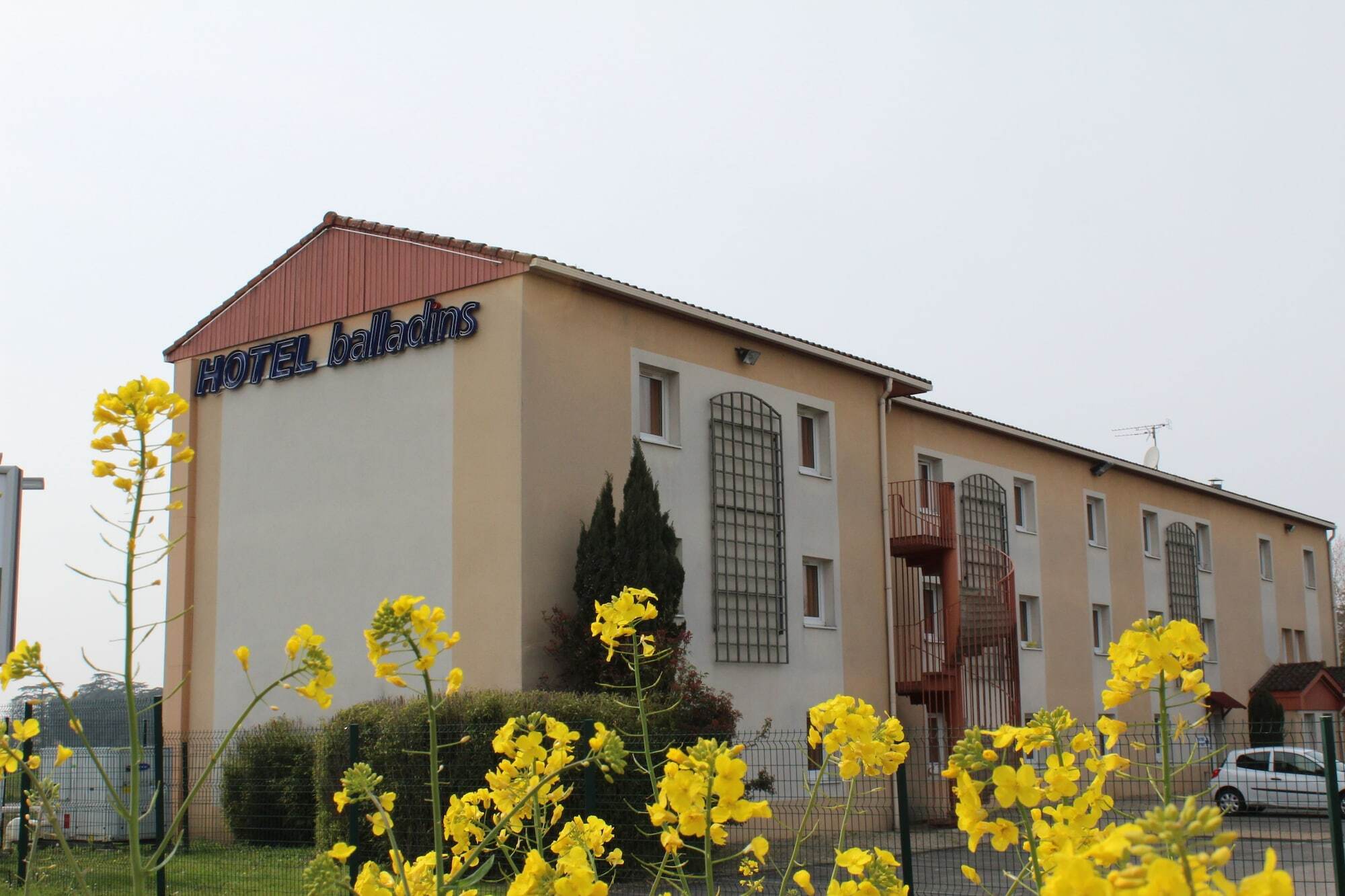 Kyriad Direct Agen Castelculier Dış mekan fotoğraf